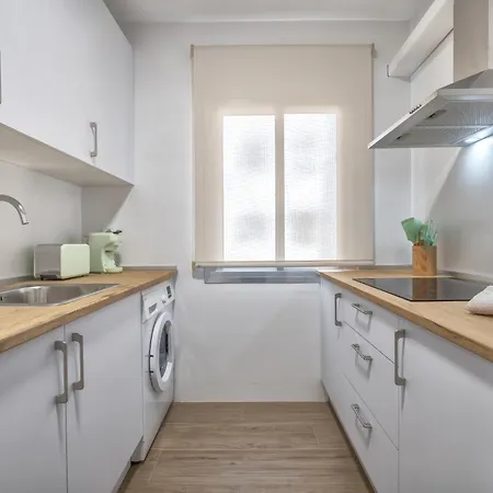 Olympia Apartment *